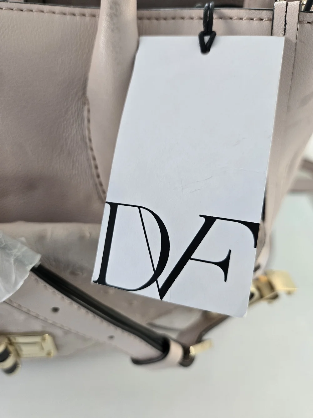 DIANE VON FURSTENBERG Secret Agent Structured Pale Pink Leather Bag